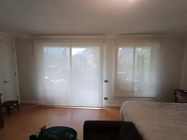 Cortinas roller instaladas por Full Roller en casa de un cliente